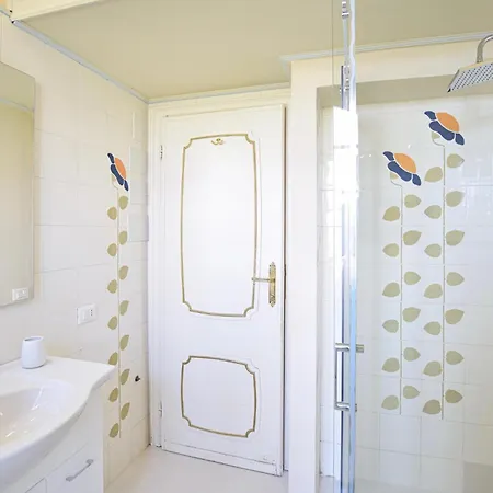 Gorgeous In With Kitchen * Viareggio