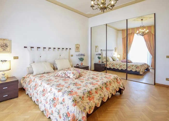 Gorgeous In With Kitchen Будинок відпочинку *