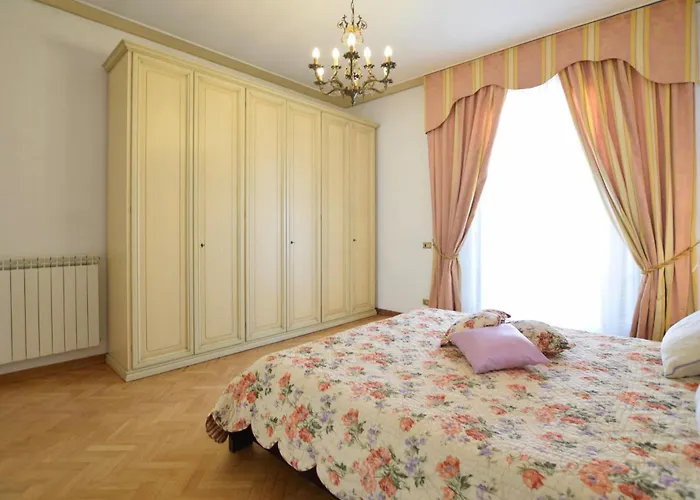 Gorgeous In With Kitchen * В'яреджо