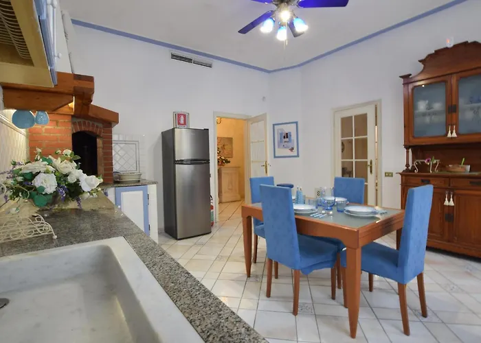 Дом отдыха Gorgeous In With Kitchen *